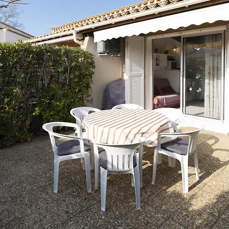 Les Ondines 2 - By Interhome *