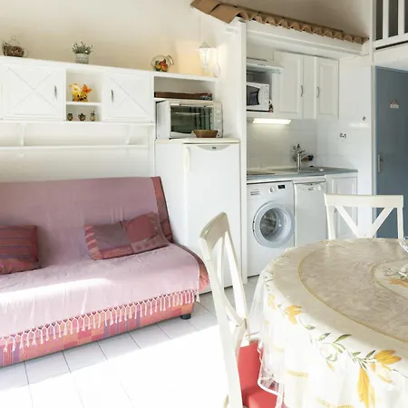 Les Ondines 2 - By Interhome Feriehus *